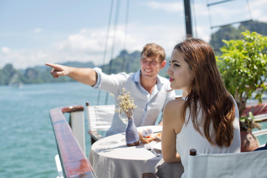 Secret Halong Cruise Hotel Ha Long Eksteriør billede