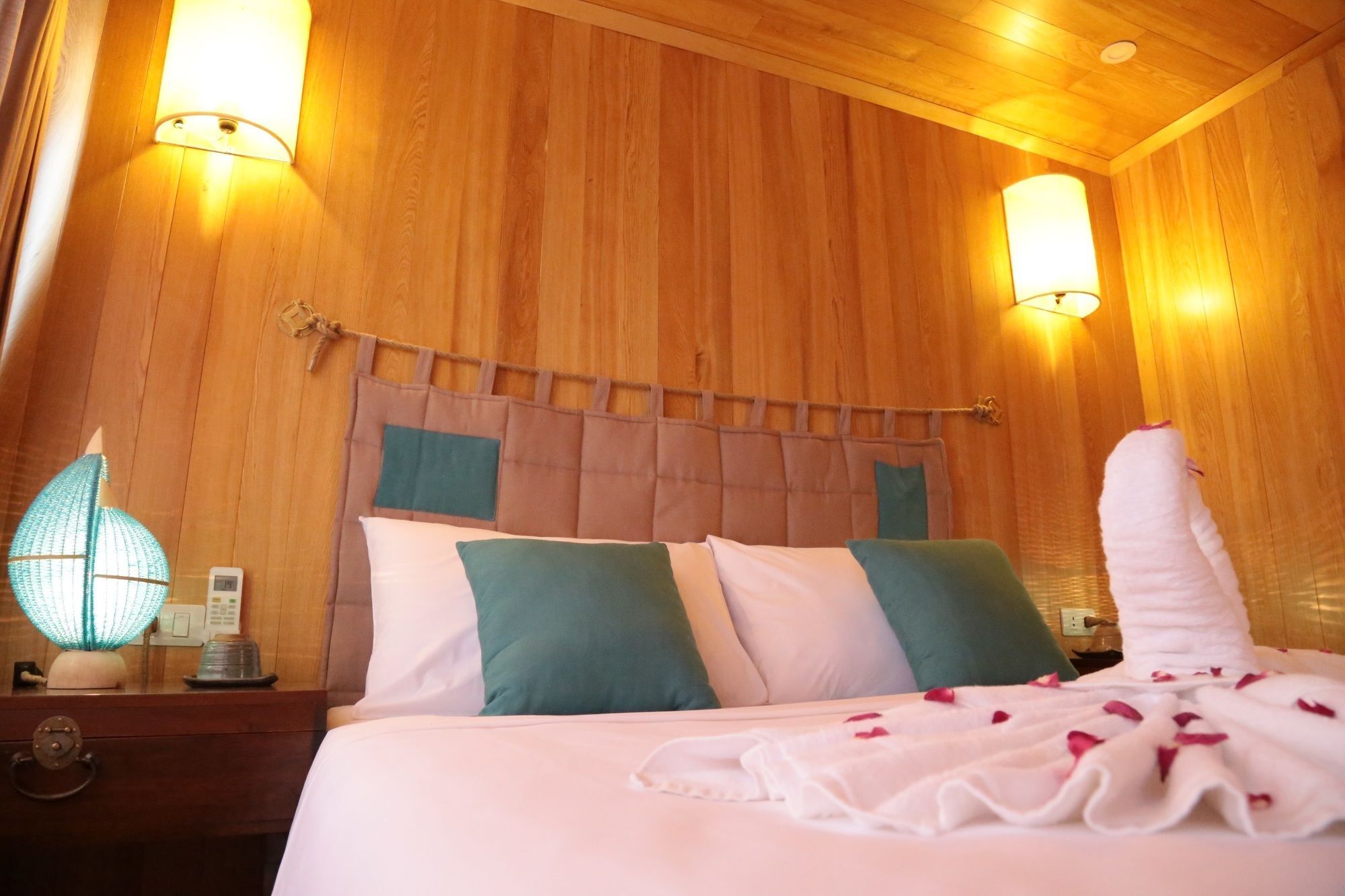 Secret Halong Cruise Hotel Ha Long Eksteriør billede